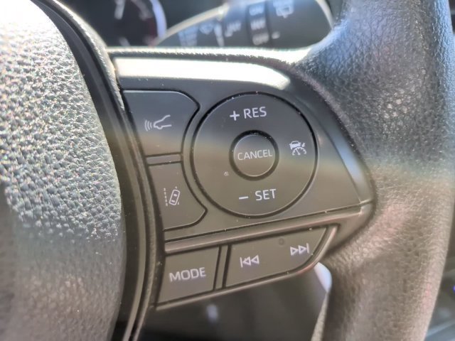 Certified 2025 Toyota RAV4 XLE FWD image 17