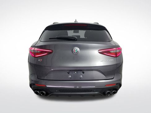 Used 2022 Alfa Romeo Stelvio Quadrifoglio w/ Active Assist Plus Package AWD/4WD image 9