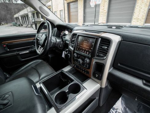 Used 2014 RAM 3500 Laramie image 30