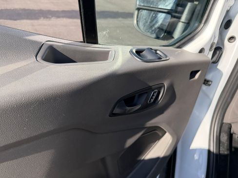 Used 2024 Ford Transit 250 Low Roof w/ Exterior Upgrade Package RWD image 15