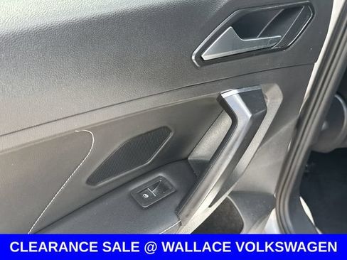 Certified 2023 Volkswagen Tiguan SE R-Line FWD image 13