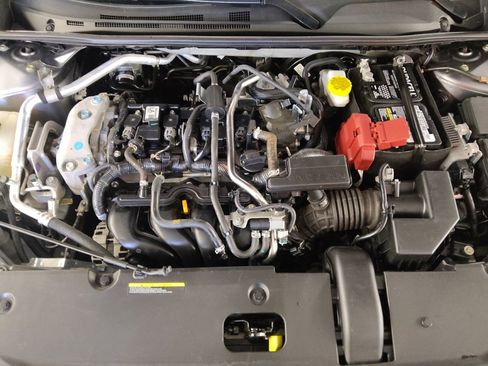 Used 2024 Nissan Sentra SV FWD image 30