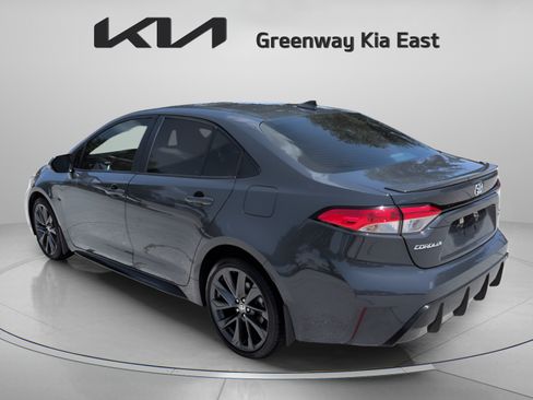 Used 2025 Toyota Corolla SE FWD image 7