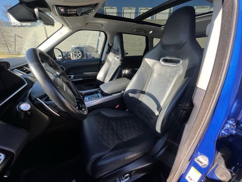 Used 2022 Land Rover Range Rover Sport SVR image 14