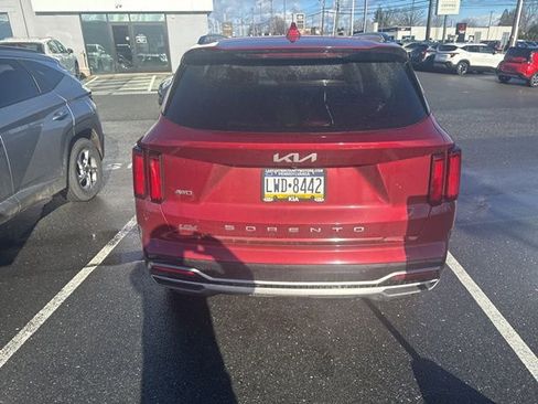 Used 2022 Kia Sorento SX image 5