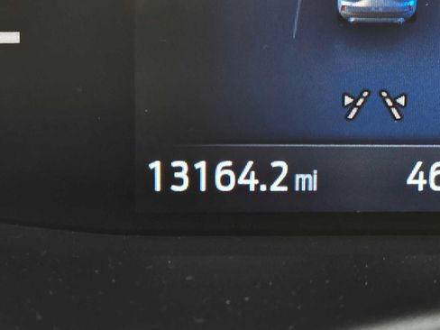 Used 2025 Ford Escape ST-Line Select AWD/4WD image 12