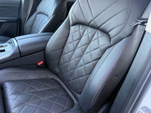 Certified 2023 BMW X7 xDrive40i w/ Premium Package image 21