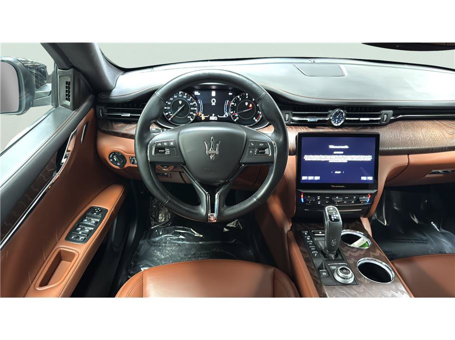 Used 2021 Maserati Quattroporte S RWD image 32