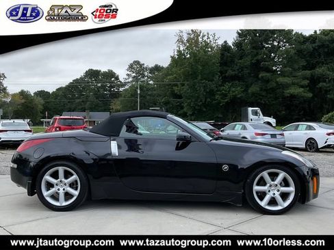 Used 2005 Nissan 350Z Touring RWD image 8