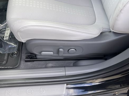 Certified 2023 Hyundai Ioniq 5 SEL AWD/4WD image 19