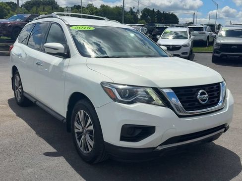 Used 2018 Nissan Pathfinder S FWD image 9