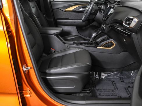 Used 2023 Chevrolet TrailBlazer ACTIV w/ Sun and Liftgate Package image 48