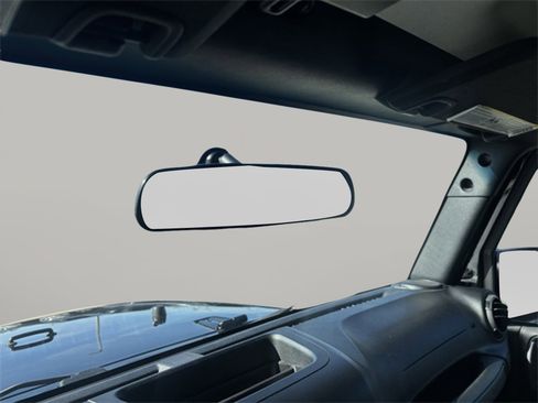 Used 2018 Jeep Wrangler Sport image 21