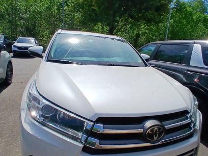 Used 2017 Toyota Highlander Limited
