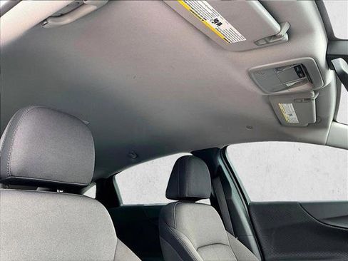 Used 2022 Chevrolet Malibu LT image 17