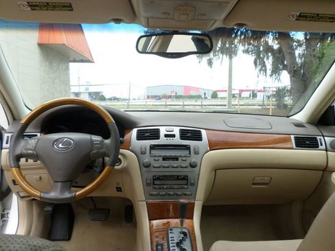 Used 2005 Lexus ES 330 image 17