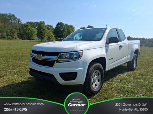 Used 2018 Chevrolet Colorado W/T RWD image 2