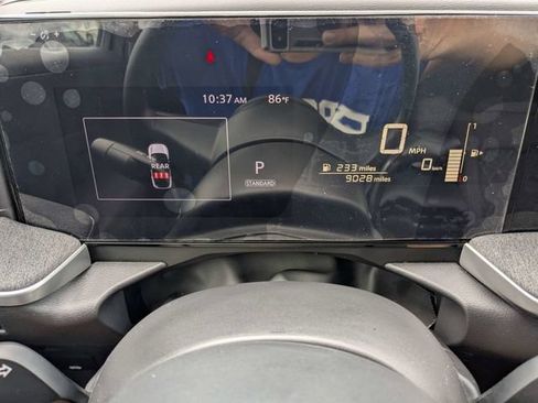 Used 2025 Nissan Kicks SV FWD image 25