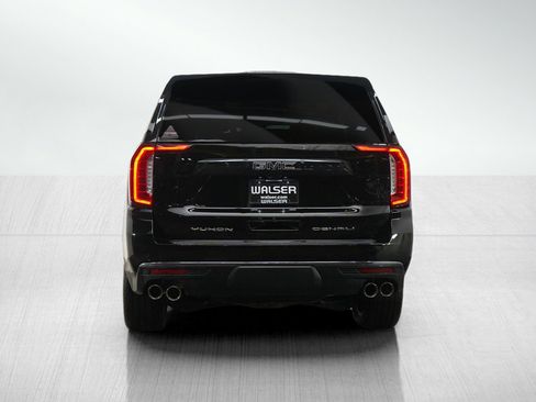 Used 2024 GMC Yukon Denali Ultimate AWD/4WD image 5