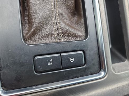 Used 2020 Ford F150 Limited w/ Trailer Tow Package image 20