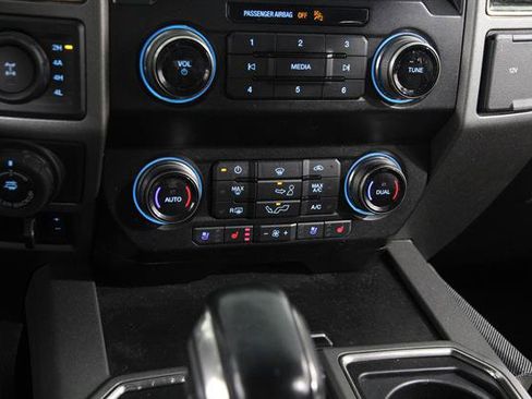 Used 2020 Ford F150 Raptor w/ Equipment Group 802A Luxury image 17