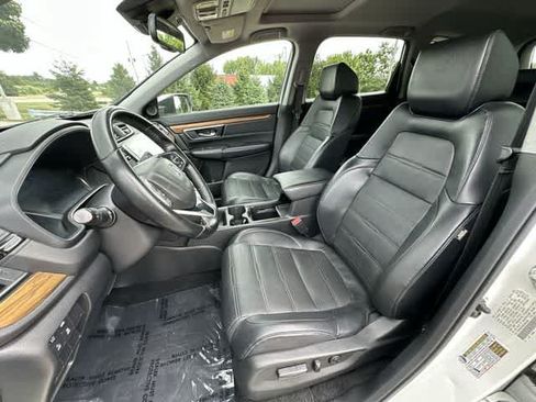 Used 2018 Honda CR-V Touring image 18