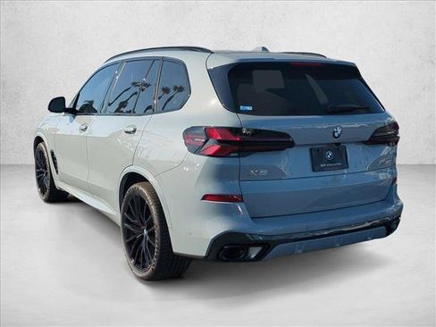 New 2026 BMW X5 xDrive40i w/ M Sport Package AWD/4WD image 9