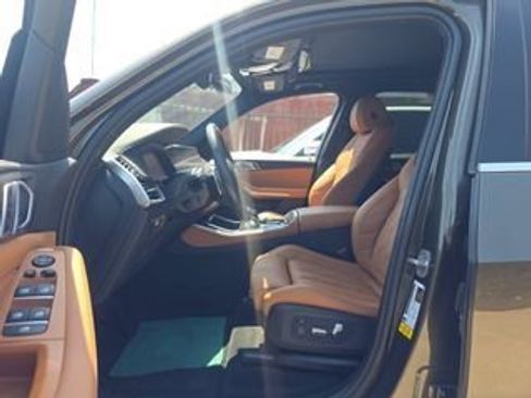 Used 2023 BMW X5 sDrive40i w/ Premium Package image 6