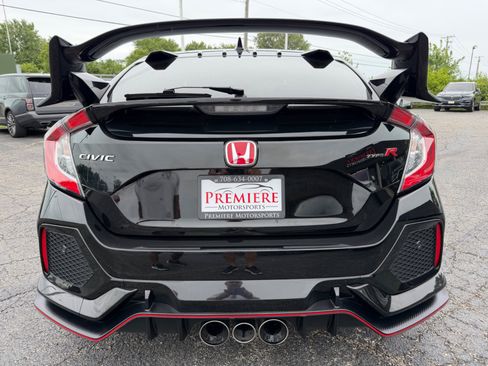 Used 2017 Honda Civic Type R image 10