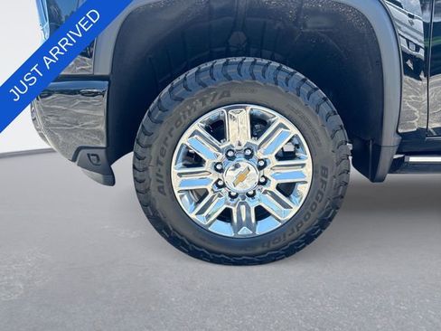 New 2026 Chevrolet Silverado 2500 High Country w/ High Country Premium Package AWD/4WD image 10