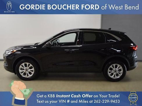 Certified 2023 Ford Escape Active w/ Tech Pack #2 AWD/4WD image 2