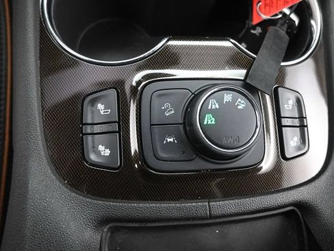 Used 2022 GMC Acadia AT4 AWD/4WD image 34