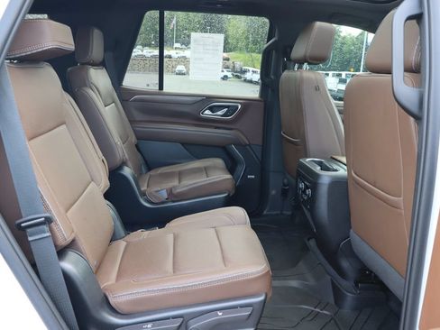Used 2023 Chevrolet Tahoe High Country AWD/4WD image 23