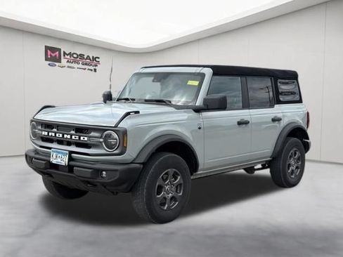 Used 2023 Ford Bronco Big Bend AWD/4WD image 4