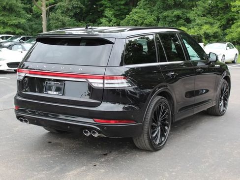 Certified 2023 Lincoln Aviator Reserve w/ Equipment Group 201A AWD/4WD image 3