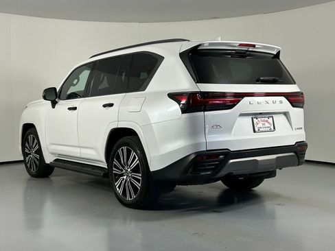 Used 2023 Lexus LX 600 4WD w/ Appearance Package image 5