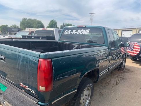 Used 1997 GMC Sierra 1500 SL w/ Image Max Pkg image 3