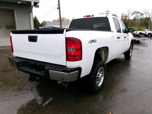 Used 2014 Chevrolet Silverado 2500 W/T w/ Snow Plow Prep Package image 5