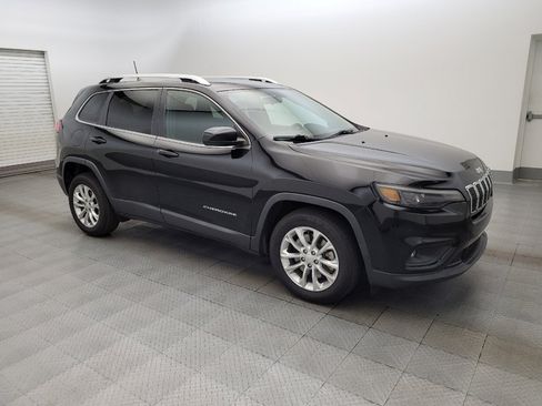 Used 2019 Jeep Cherokee Latitude w/ Popular Appearance Group image 11