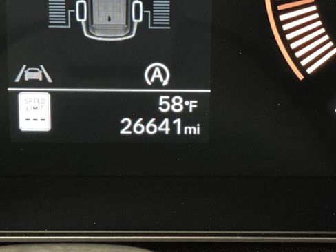 Used 2024 Hyundai Santa Fe SEL image 6