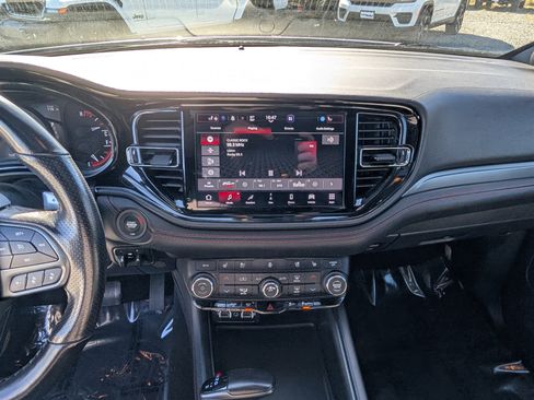 Used 2023 Dodge Durango GT image 18