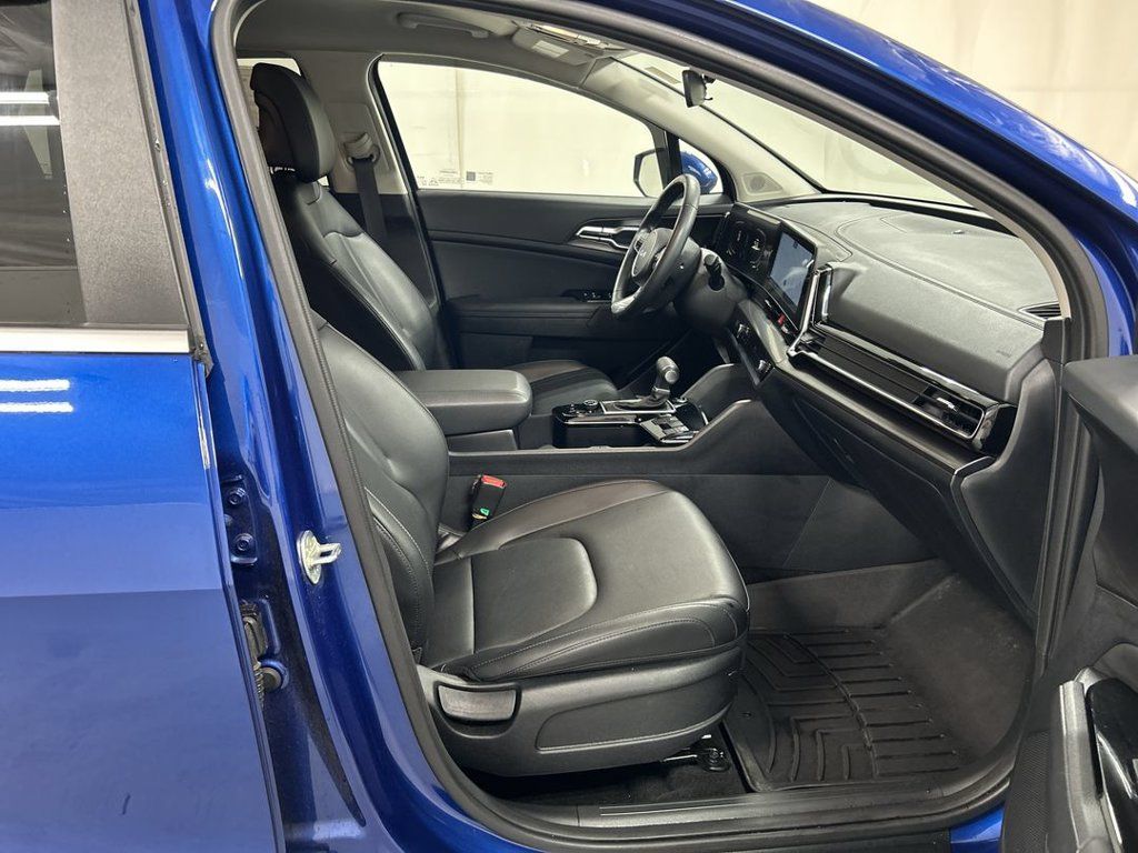 Certified 2025 Kia Sportage EX AWD/4WD image 23