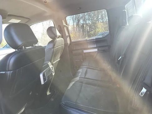 Used 2019 Ford F250 Lariat w/ Chrome Package image 6