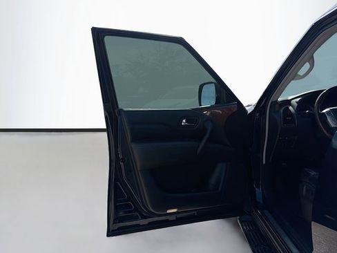 Used 2019 INFINITI QX80 Luxe image 25