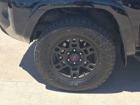 Used 2019 Toyota 4Runner TRD Pro AWD/4WD image 12