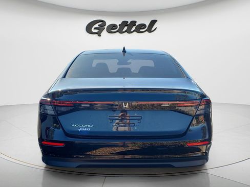 Used 2025 Honda Accord LX image 32