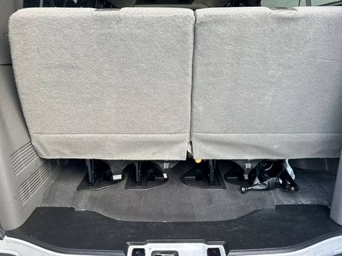 Certified 2024 Chevrolet Express 3500 LT w/ LT Preferred Equipment Group RWD image 17
