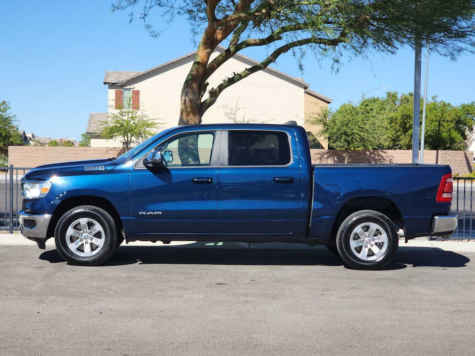 Used 2024 RAM 1500 Laramie RWD image 5