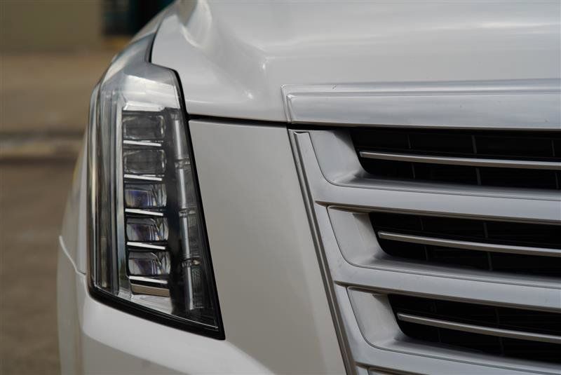 Used 2016 Cadillac Escalade Platinum AWD/4WD image 24