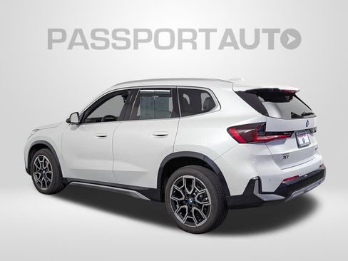 Used 2025 BMW X1 xDrive28i w/ Technology Package AWD/4WD image 3